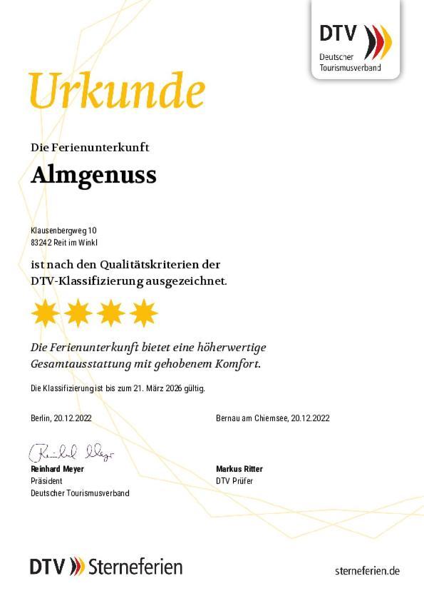 Gaestehaus Schoenfeld Reit im Winkl Luaran gambar